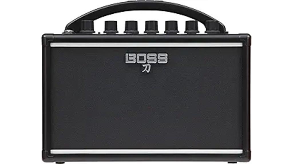 compact 7 watt guitar amplifier