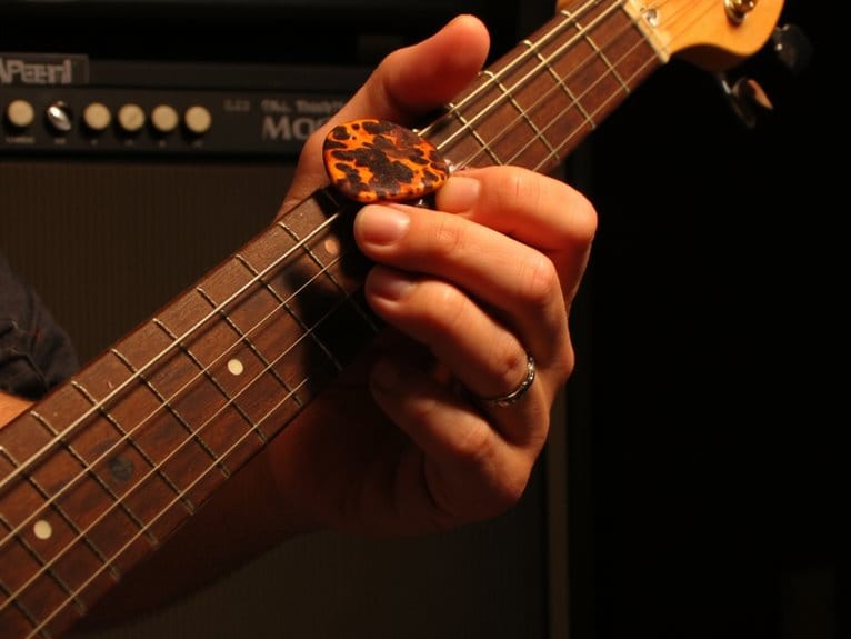 picks or fingers timing