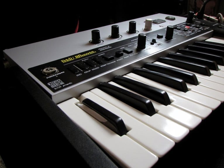 polyphony versus monophony comparison